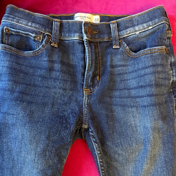 Abercrombie Kids Boys Straight Jeans Size 9/10 - Picture 1 of 4